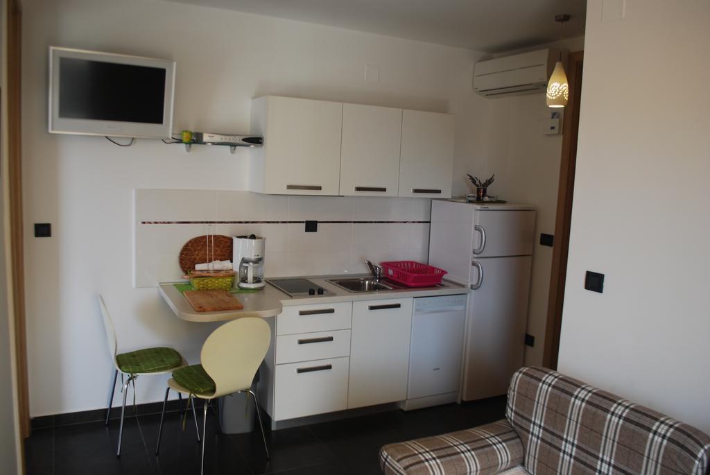 Apartments Villa Lili Lovetovo Vodice Dış mekan fotoğraf