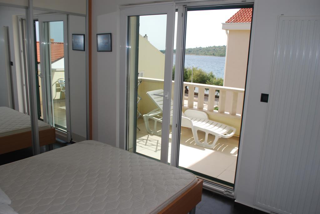 Apartments Villa Lili Lovetovo Vodice Dış mekan fotoğraf