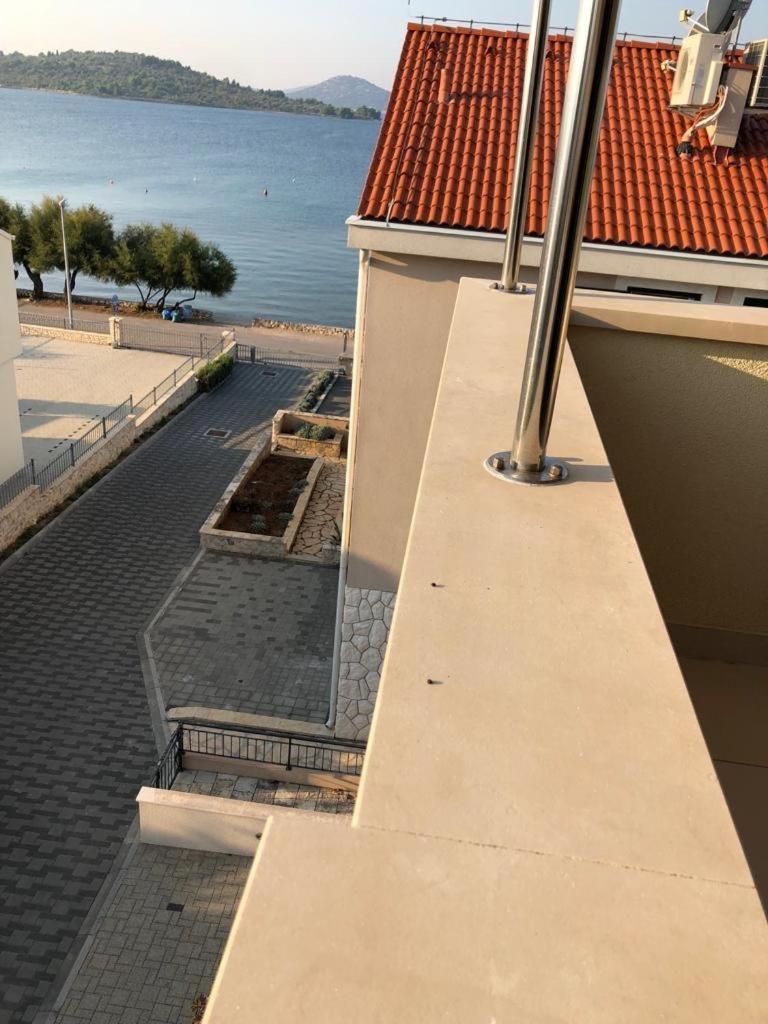 Apartments Villa Lili Lovetovo Vodice Dış mekan fotoğraf